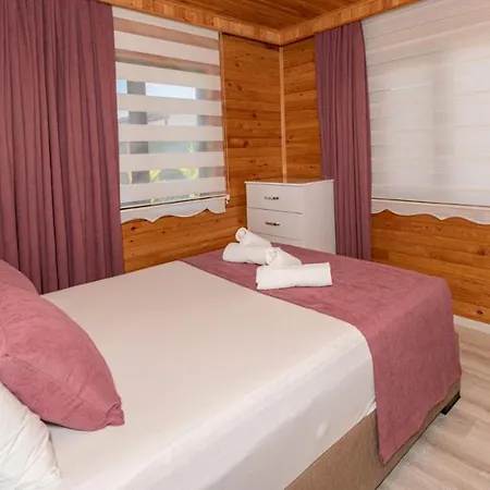 Vilă Cedrus 1-2-3-4-5 *